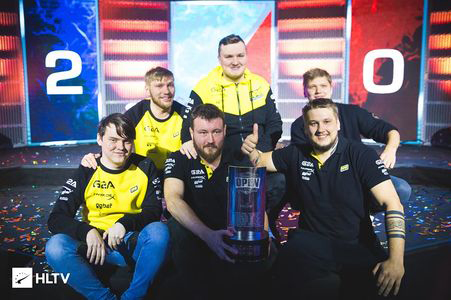 学的翻牌前 学的翻牌前